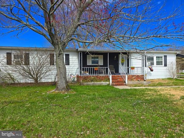 100 COUNTRY LANE, BUENA, NJ 08310