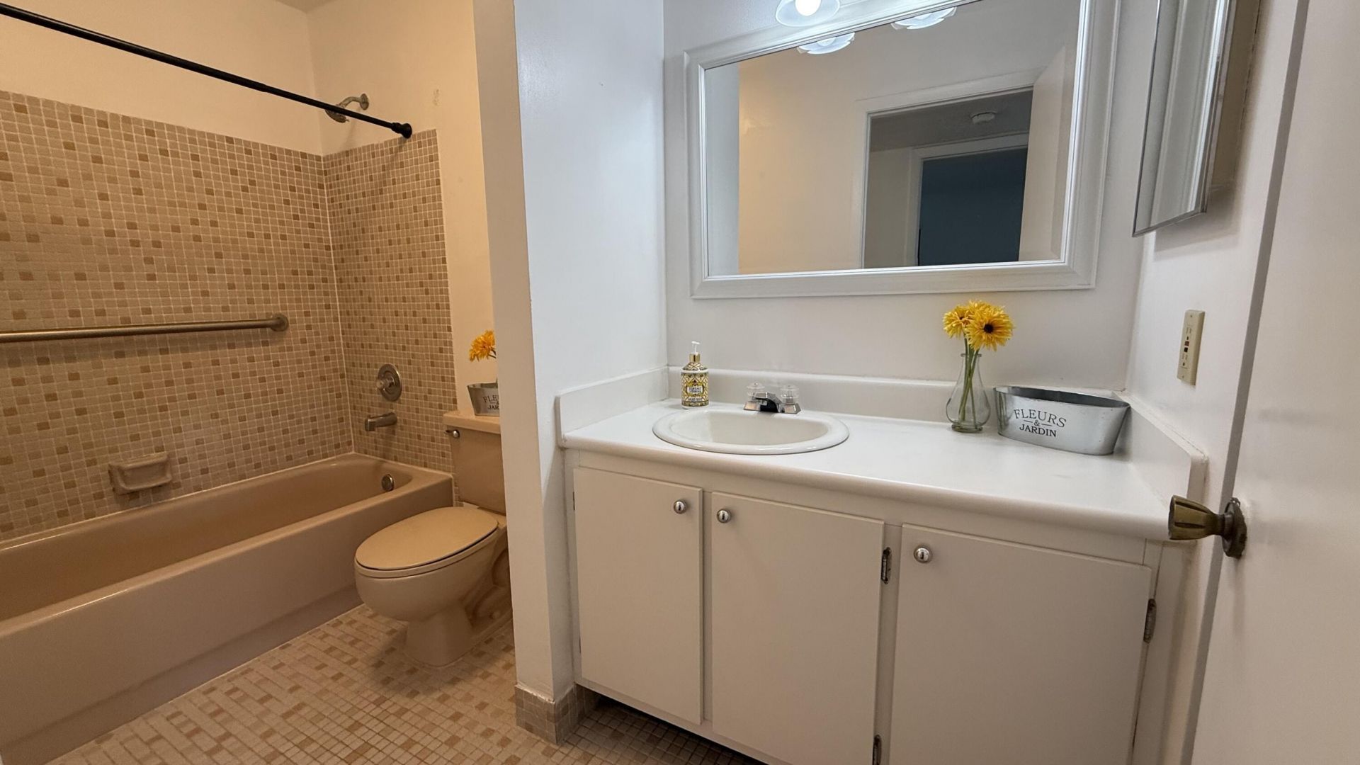 9419 S Belfort Circle, Unit 9419, Tamarac, FL 33321 Photo