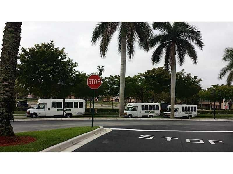 9419 S Belfort Circle, Unit 9419, Tamarac, FL 33321 Photo