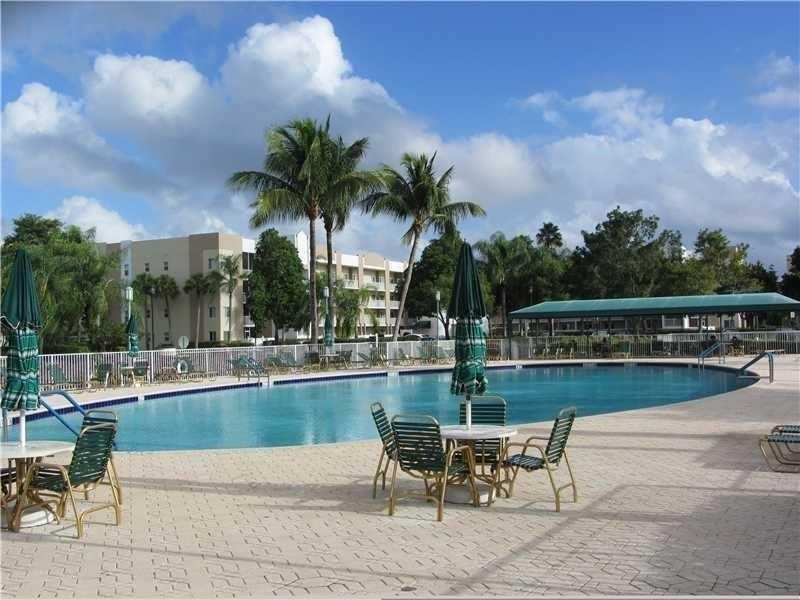 9419 S Belfort Circle, Unit 9419, Tamarac, FL 33321 Photo