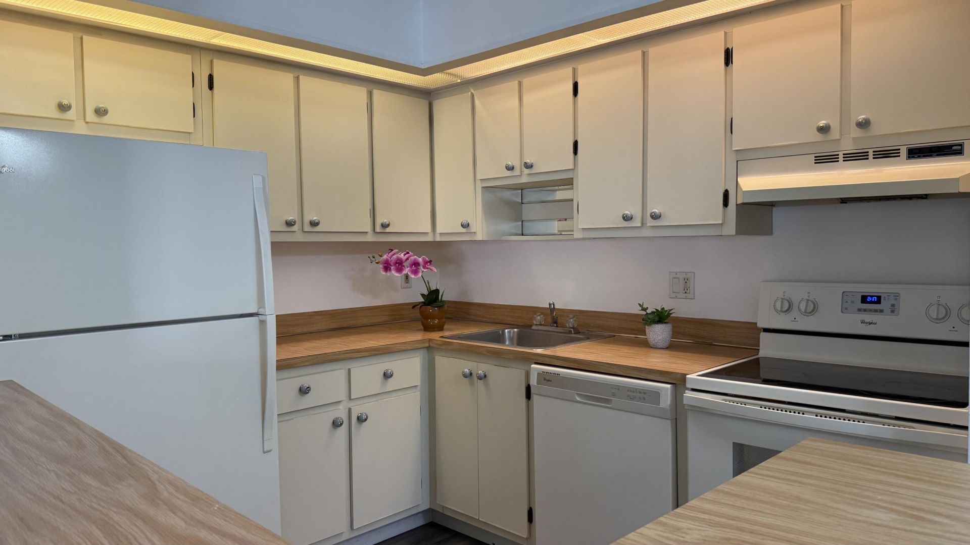 9419 S Belfort Circle, Unit 9419, Tamarac, FL 33321 Photo