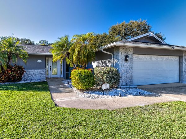 2376 Armour Drive, Dunedin, FL 34698