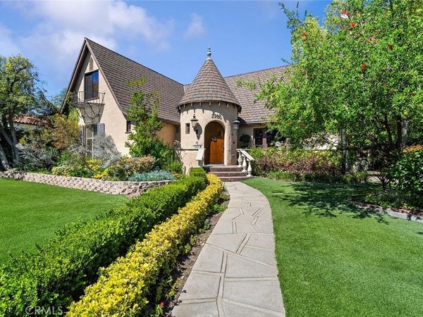 2285 E Orange Grove, Pasadena, CA 91104