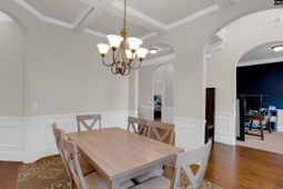 340 View Drive photo 4