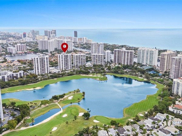 3675 N Country Club Dr, Unit 1501, Aventura, FL 33180