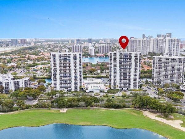 3675 N Country Club Dr, Unit 1501, Aventura, FL 33180