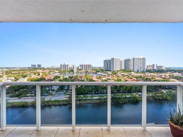 3675 N Country Club Dr, Unit 1501, Aventura, FL 33180