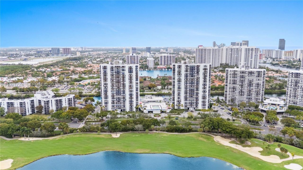 3675 N Country Club Dr, Unit 1501, Aventura, FL 33180 Photo