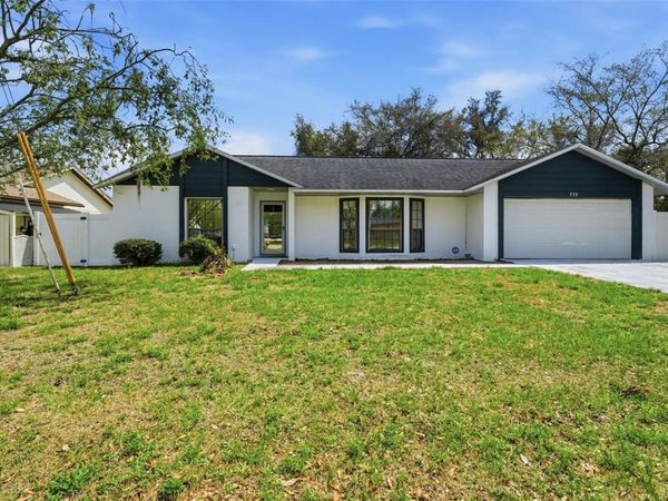 770 CLOVERLEAF BOULEVARD , DELTONA, FL 32725