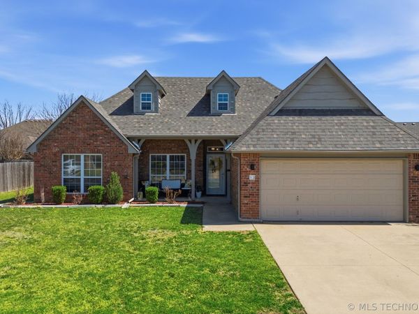 13 Cedar Street, Kiefer, OK 74041