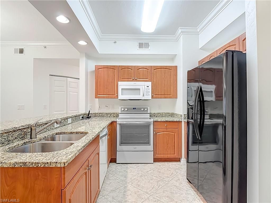 1108 Winding Pines Cir, Unit 104, Cape Coral, FL 33909 Photo