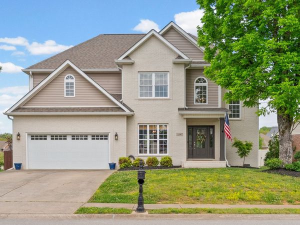 1090 Drakes Cove Rd S, Adams, TN 37010