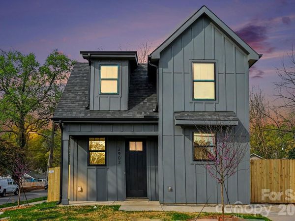 2903 Clyde Drive NE, Charlotte, NC 28108