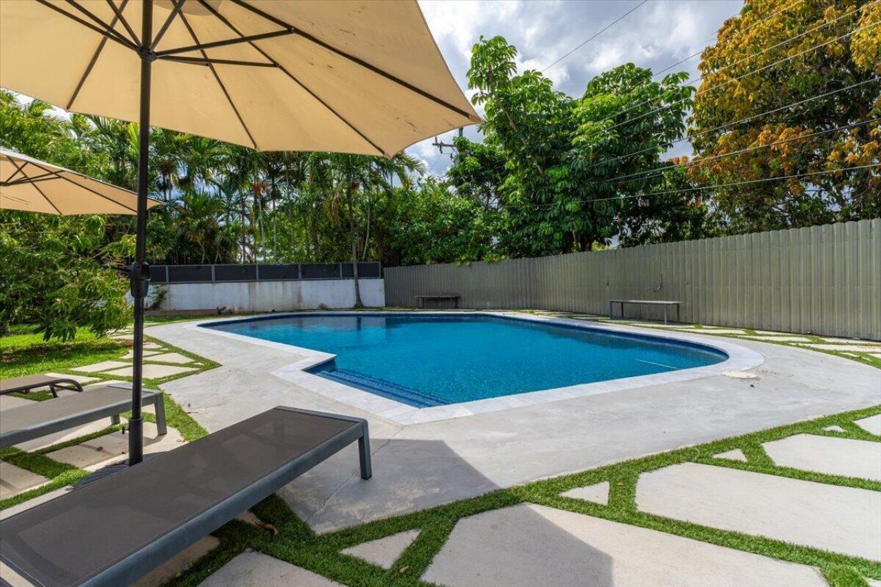 20100 NE 20th Court, Miami, FL 33179 Photo