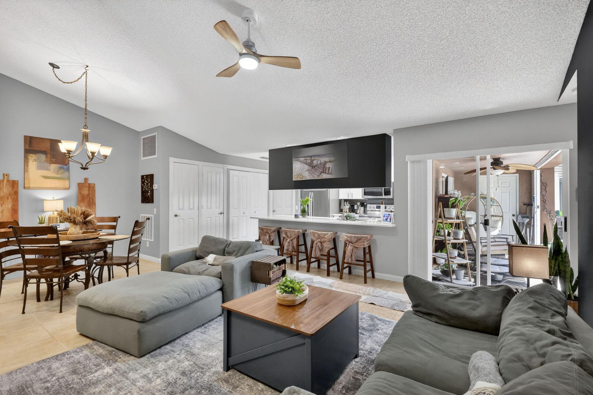 1242 NW Sun Terrace Circle, Unit 12c, Port Saint Lucie, FL 34986 Photo