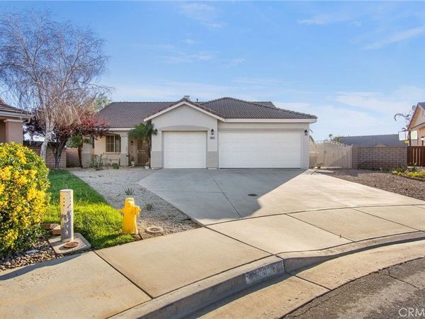 26313 Sosa Court, Menifee, CA 92585