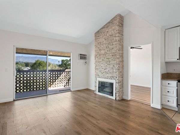 5870 Benner Street, Unit 304, Los Angeles, CA 90042