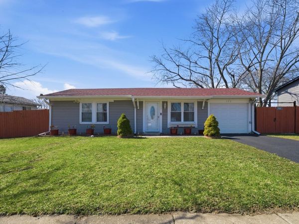 175 Creekside Drive, Bolingbrook, IL 60440