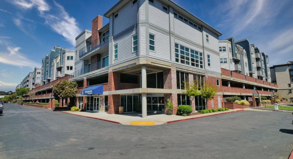 6400 Christie Ave #2304, Unit 2304, Emeryville, CA 94608 Photo