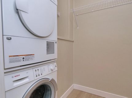 6400 Christie Ave #2304, Unit 2304, Emeryville, CA 94608 Photo
