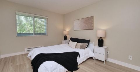 6400 Christie Ave #2304, Unit 2304, Emeryville, CA 94608 Photo