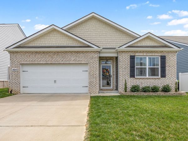 2055 Tate Farm Ln, White House, TN 37188