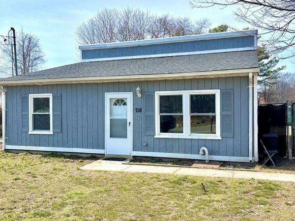 718 Provost Avenue, Bellport, NY 11713