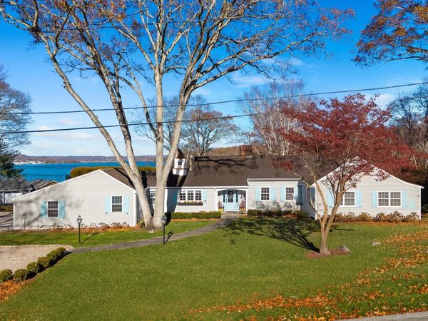 13 Hemlock , Essex, CT 06426