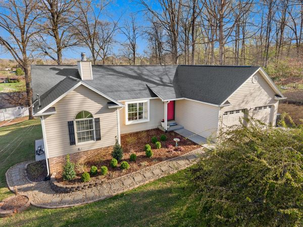 987 Cedar Trace Lane, Morristown, TN 37814