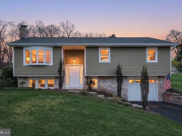 100 BUNKER HILL ROAD, NEW CUMBERLAND, PA 17070