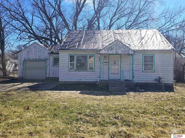 1205 Jackson Street, Beatrice, NE 68310