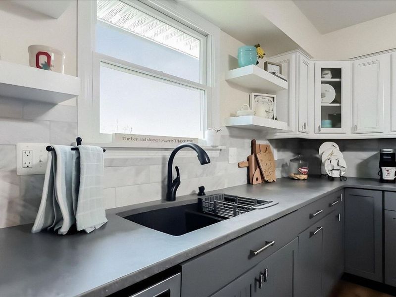 6625 S River Road, Blue Rock, OH 43720 Photo 14