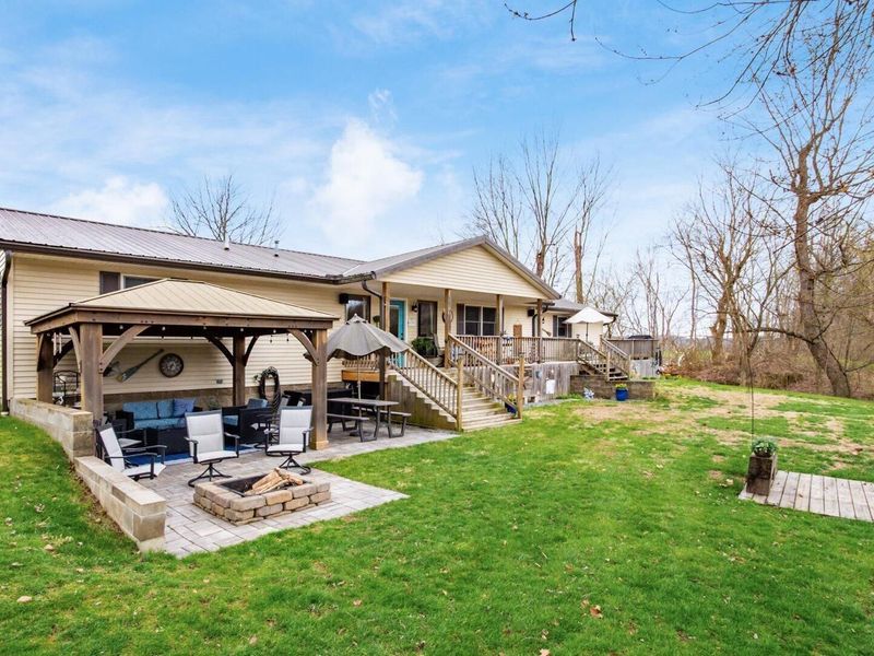 6625 S River Road, Blue Rock, OH 43720 Photo 2