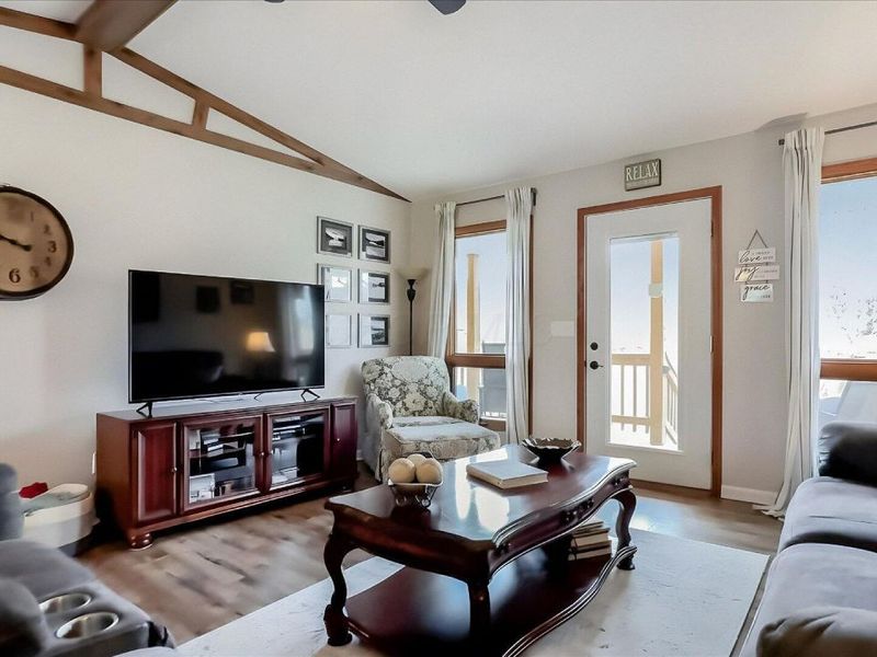 6625 S River Road, Blue Rock, OH 43720 Photo 9