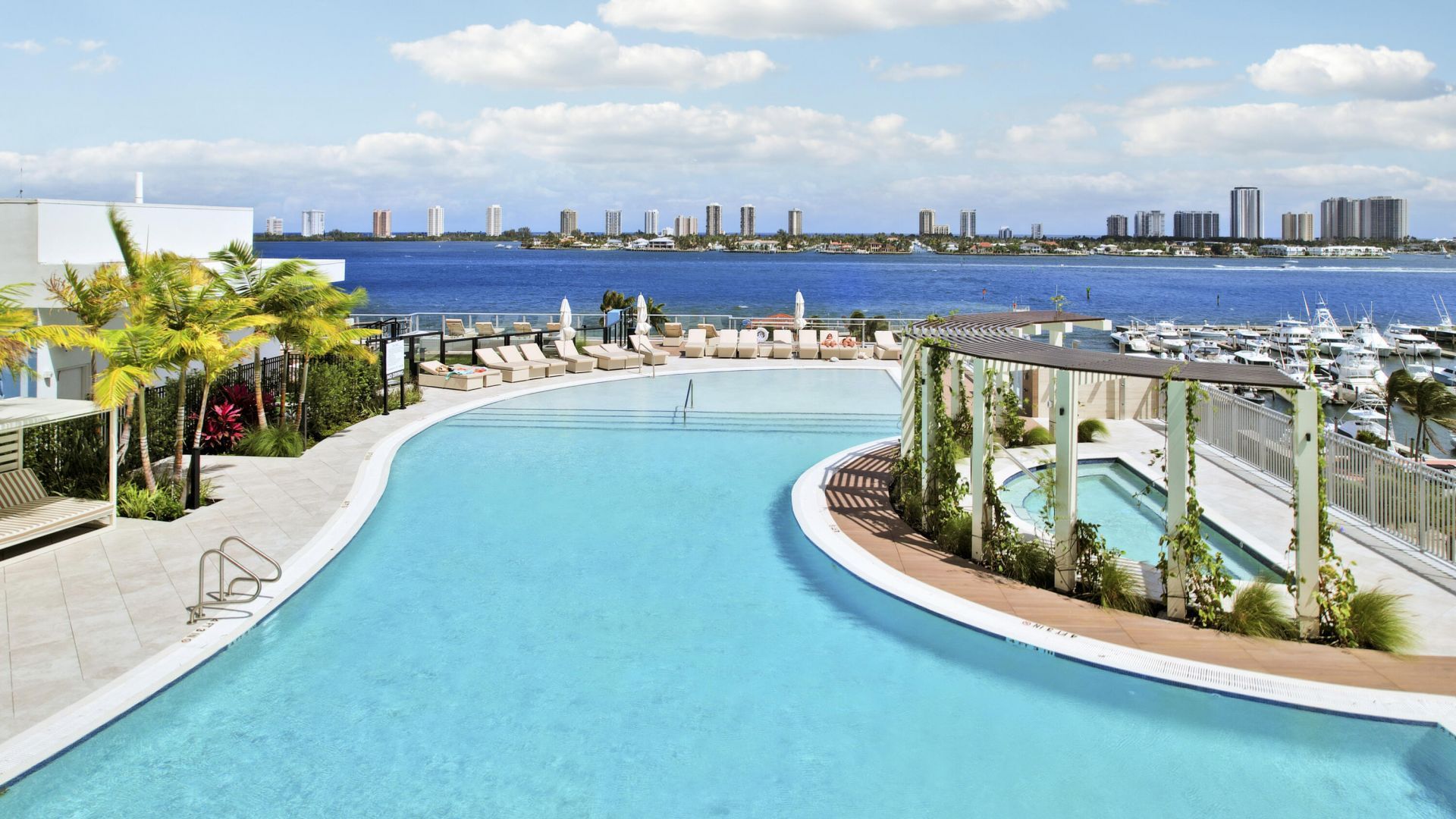 220 Lake Shore Drive, Unit 704, Lake Park, FL 33403 Photo