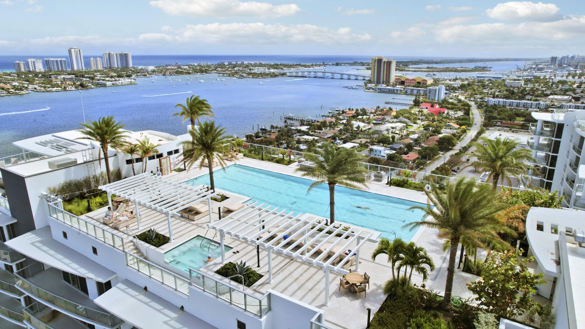 220 Lake Shore Drive, Unit 704, Lake Park, FL 33403 Photo