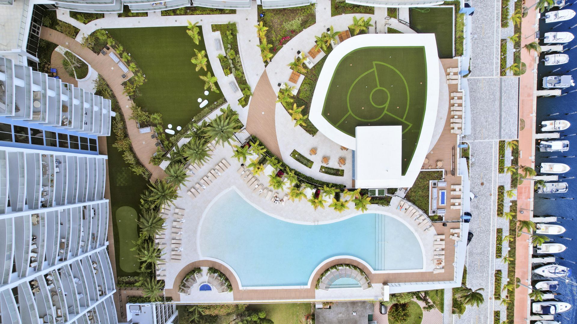 220 Lake Shore Drive, Unit 704, Lake Park, FL 33403 Photo