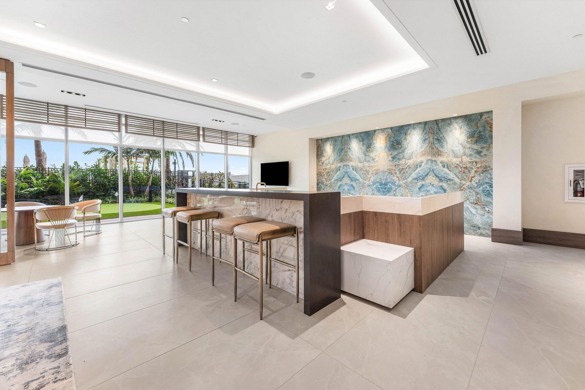 220 Lake Shore Drive, Unit 704, Lake Park, FL 33403 Photo