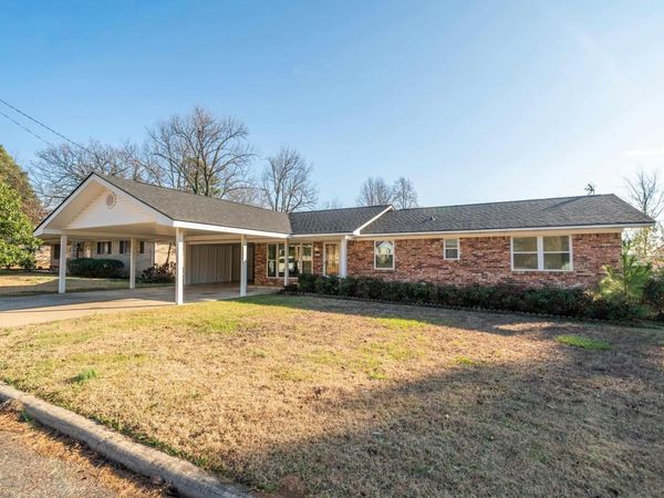 111 CAMELLIA, Hot Springs, AR 71913