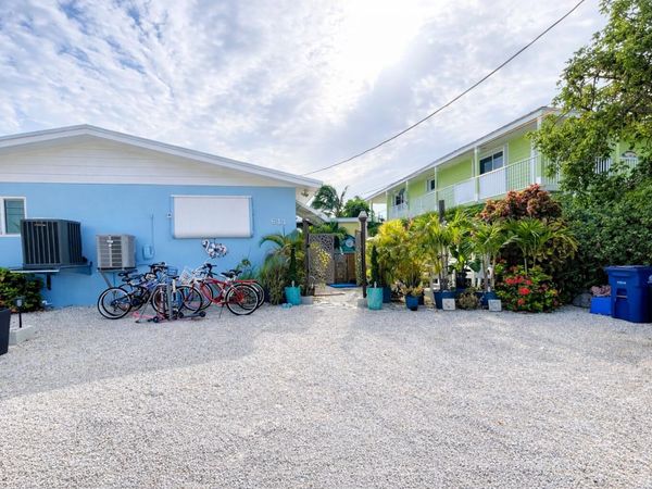 611 8Th Street, KEY COLONY, FL 33051