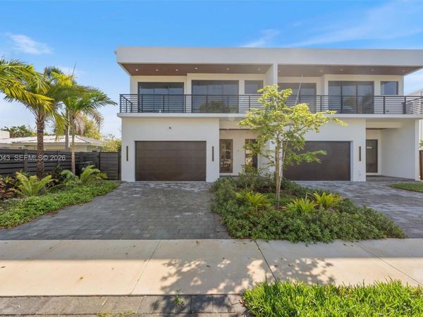 1122 NE 10th Ave , Unit B, Fort Lauderdale, FL 33304