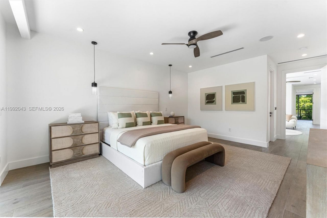 1122 NE 10th Ave , Unit B, Fort Lauderdale, FL 33304 Photo