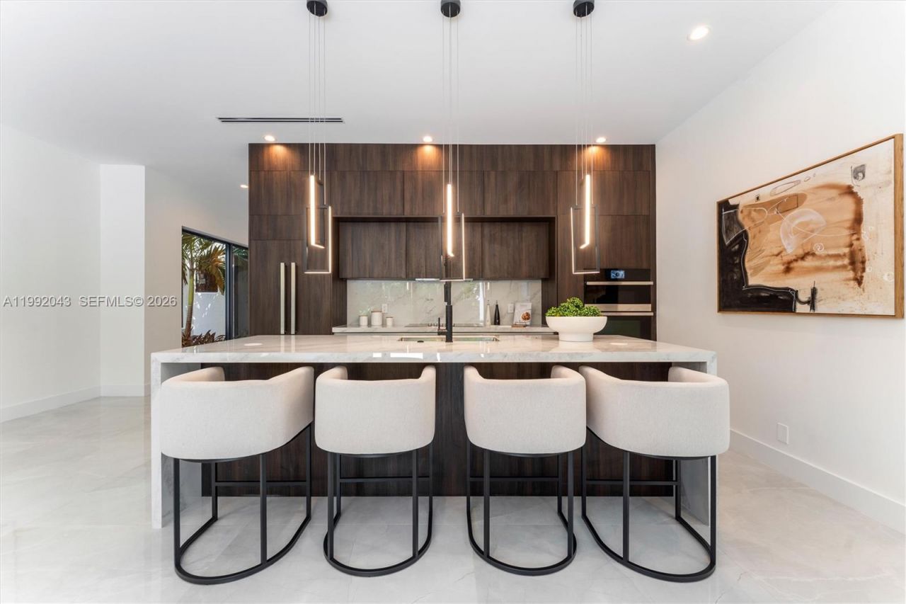 1122 NE 10th Ave , Unit B, Fort Lauderdale, FL 33304 Photo