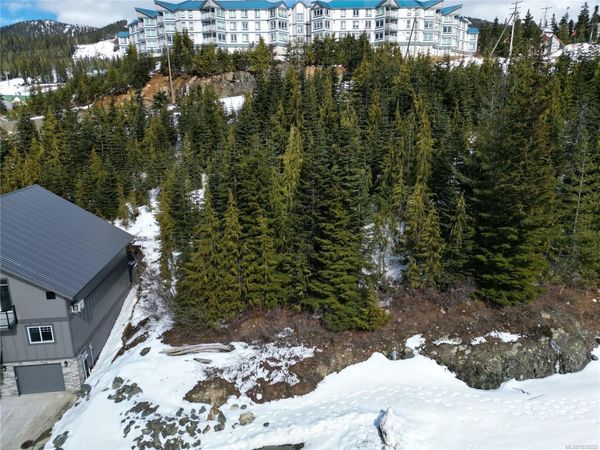 11 Nordic Rd , Courtenay, BC V9J 1L0