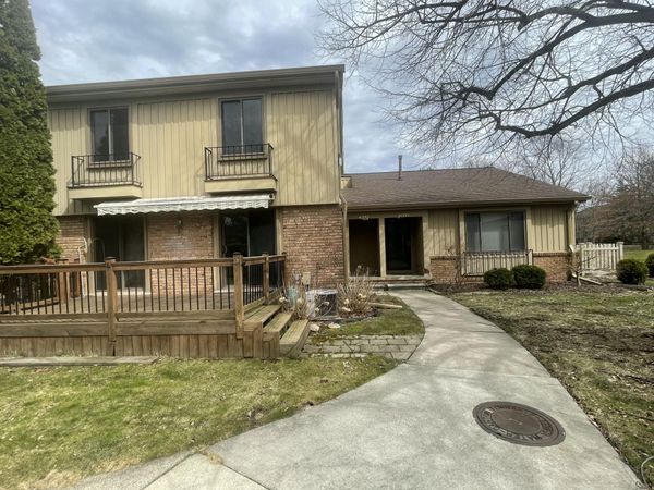 41535 Bedford Drive, Canton, MI 48187