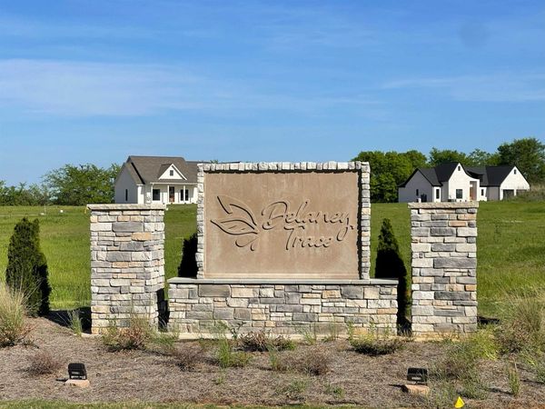 400 Cottontail Tr, Killen, AL