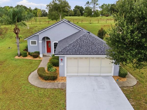 93 FAIRWAY CIRCLE, UMATILLA, FL 32784