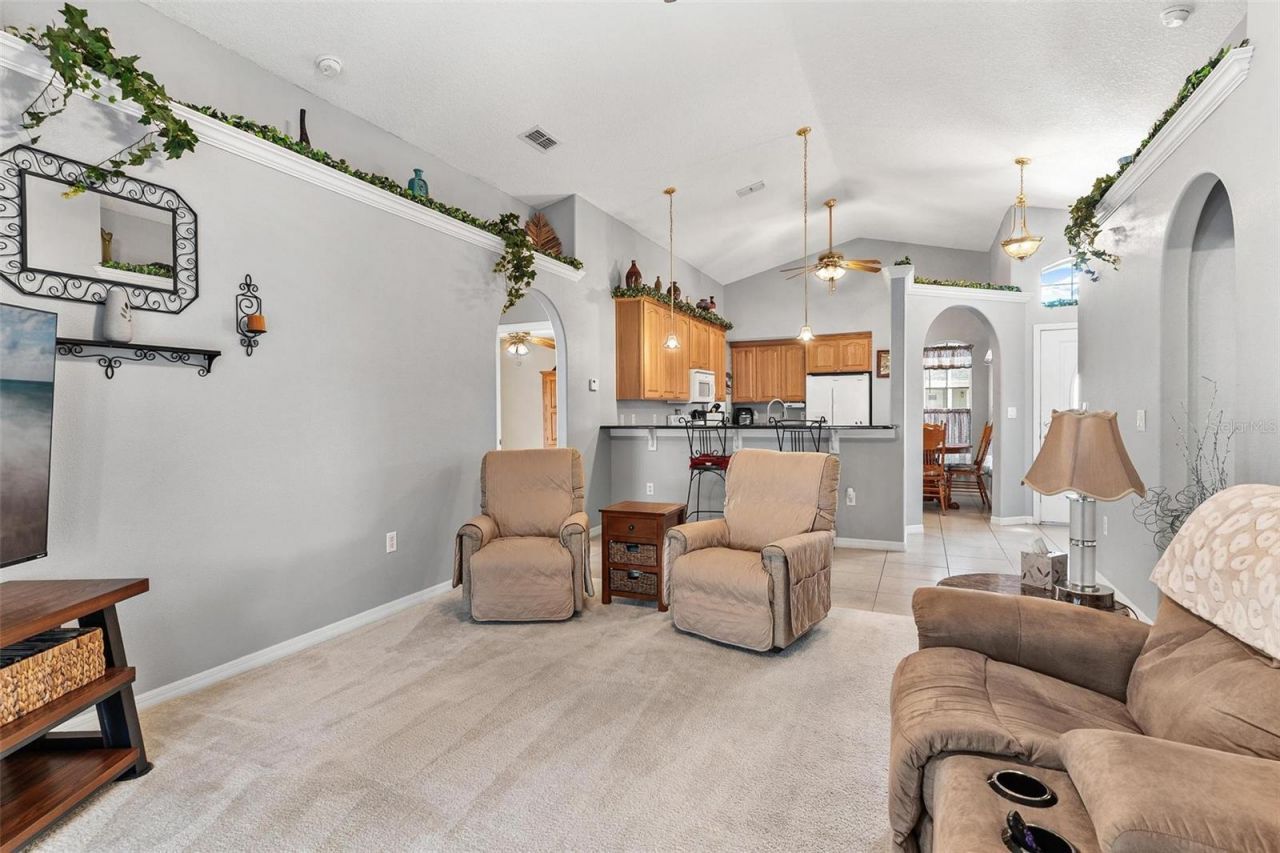 93 Fairway Circle , Umatilla, FL 32784 Photo