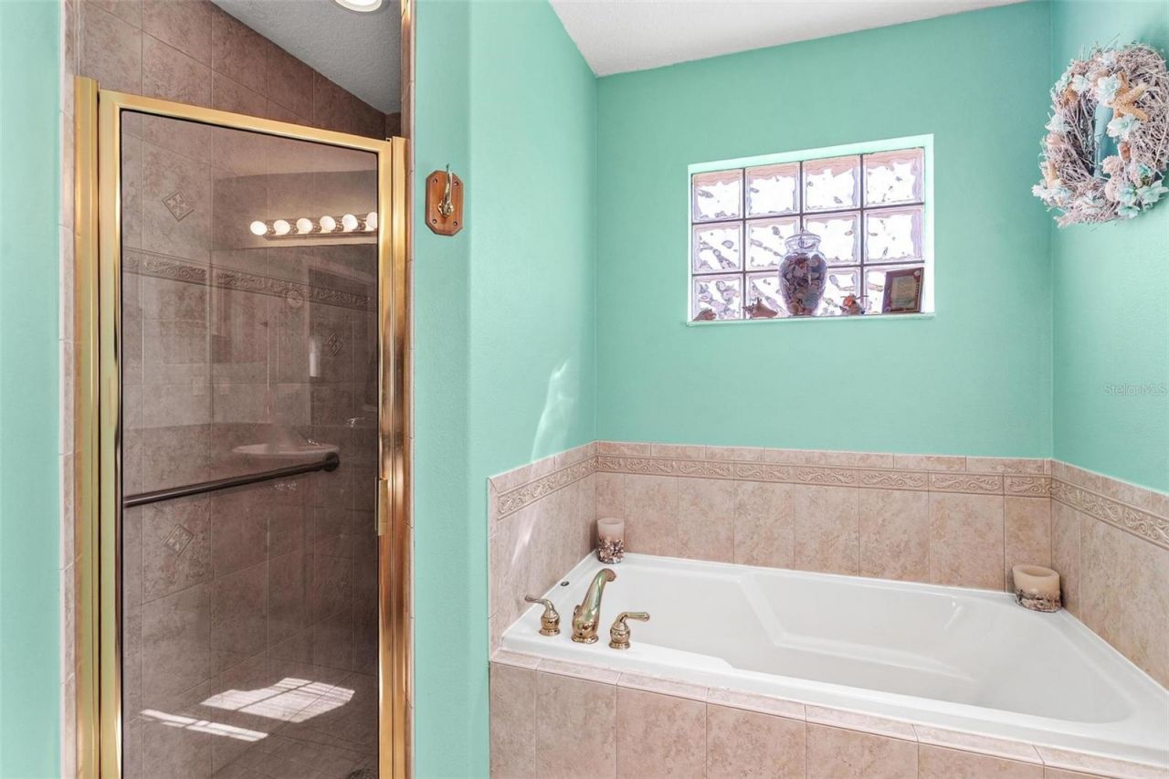 93 Fairway Circle , Umatilla, FL 32784 Photo