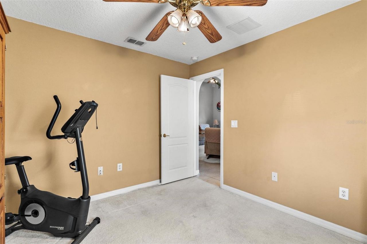 93 Fairway Circle , Umatilla, FL 32784 Photo